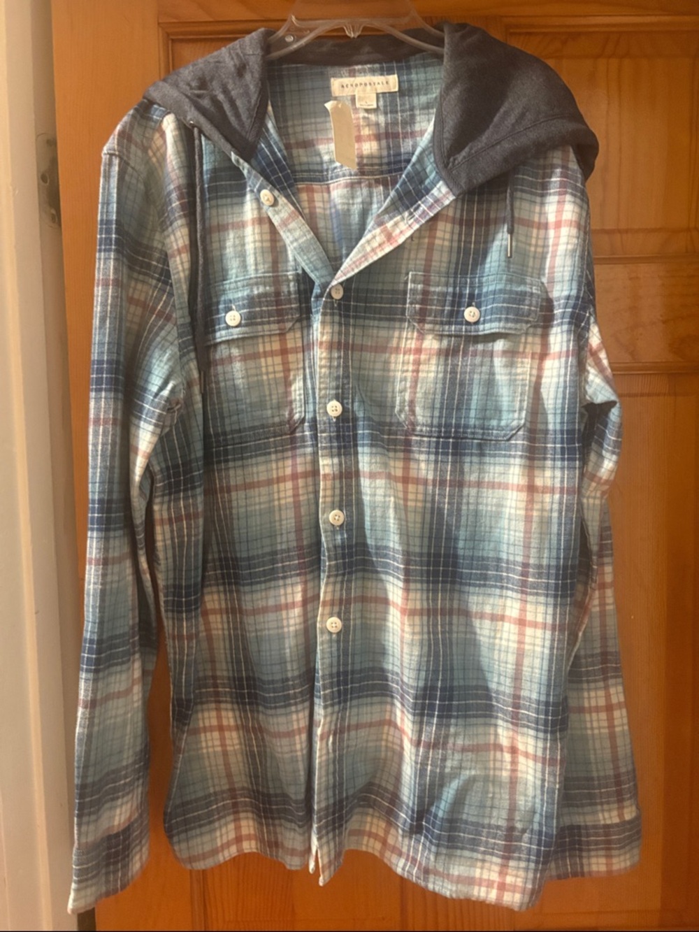 L Men’s Aeropostale Blue Plaid Hooded Button-Up Shirt